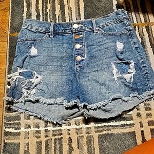 Aberceombie kids cute ripped high rise mini mom short. SIZE 15/16